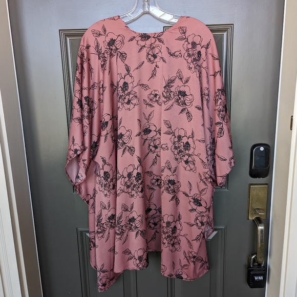 Kimono Style Wrap, Open Front, Mauve w/Black Floral Print, Size S/M. EUC - Picture 6 of 9